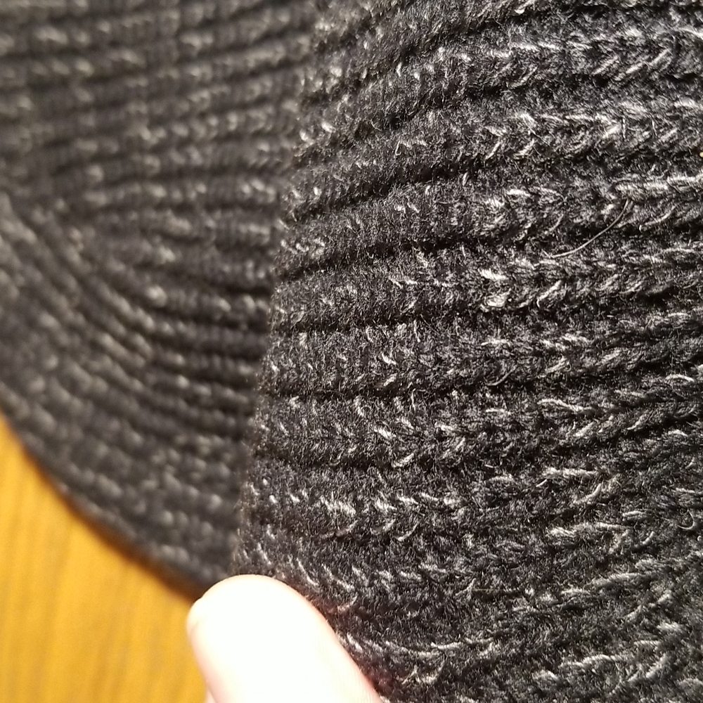THE NORTH FACE WINTER HAT - Picture 5 of 5